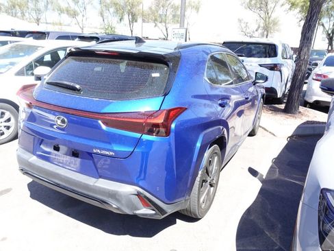 Used 2024 Lexus UX 250h F Sport FWD image 2