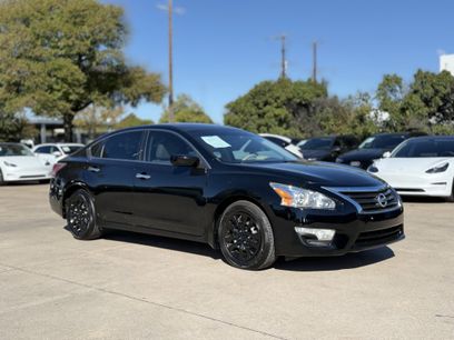 Used 2014 Nissan Altima 2.5 S w/ Display Audio Package