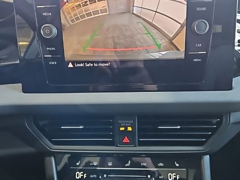 New 2026 Volkswagen Jetta SE image 31