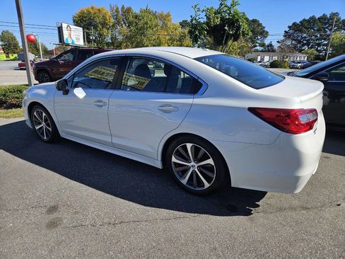Used 2015 Subaru Legacy 2.5i Limited image 3