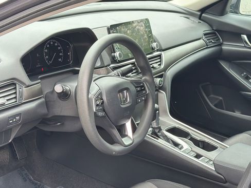Used 2022 Honda Accord LX image 24