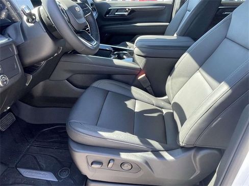 New 2026 Chevrolet Suburban LT w/ Comfort Package image 11