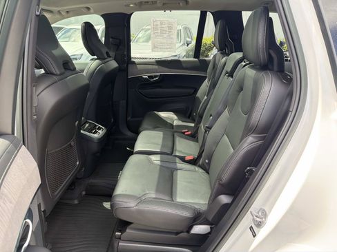 Certified 2023 Volvo XC90 B6 Ultimate w/ Protection Package Premier AWD/4WD image 21