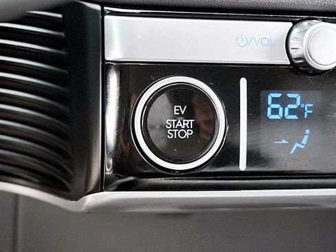 Certified 2024 Hyundai Ioniq 5 Limited RWD image 30