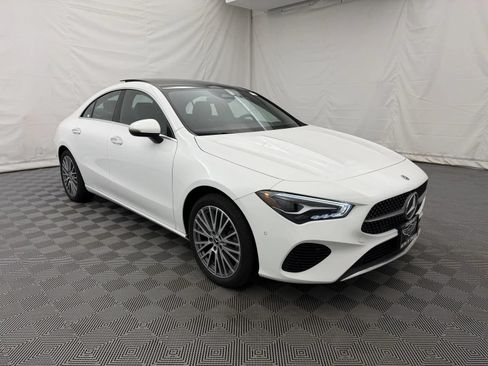 Used 2024 Mercedes-Benz CLA 250 4MATIC image 4