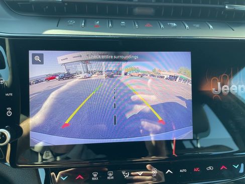 New 2026 Jeep Grand Cherokee Limited RWD image 30