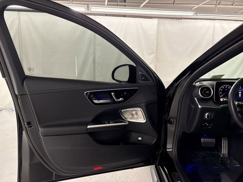 Used 2024 Mercedes-Benz C 300 Sedan image 20