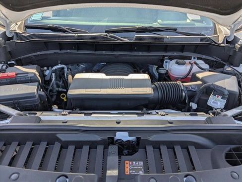 New 2025 Chevrolet Silverado 1500 LT w/ Leather Package image 16