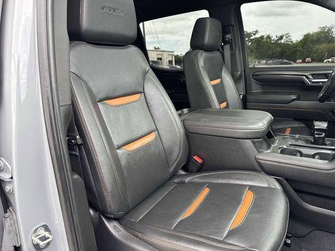 Used 2024 GMC Sierra 1500 AT4 w/ Technology Package image 22