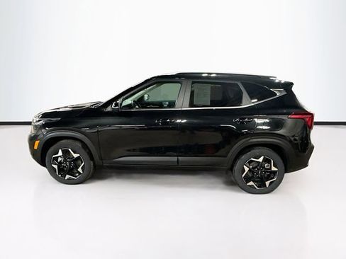 Used 2025 Kia Seltos EX w/ EX Sunroof Package AWD/4WD image 4