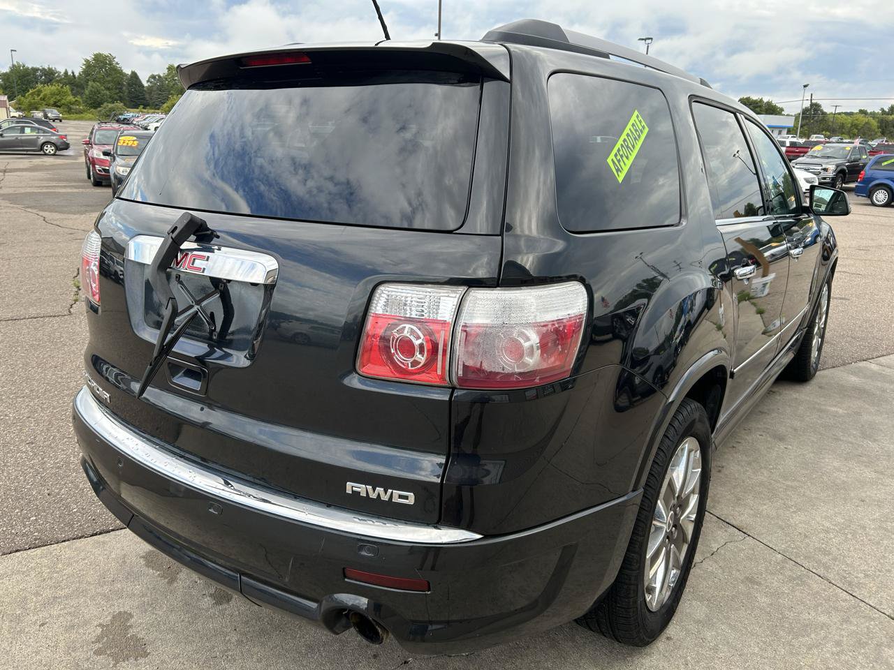 Used 2011 GMC Acadia Denali AWD/4WD image 5