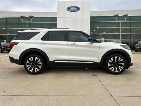 New 2026 Ford Explorer Platinum w/ LUX Leather Package image 6