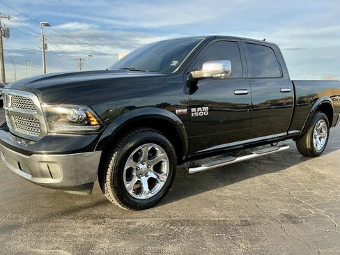 Used 2016 RAM 1500 Laramie w/ Convenience Group image 7