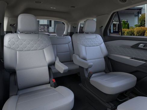 New 2026 Ford Explorer Platinum w/ LUX Leather Package image 12