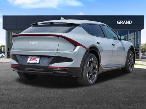 New 2026 Kia EV6 Wind AWD/4WD image 5