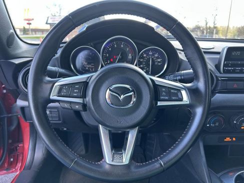 Used 2016 MAZDA MX-5 Miata Sport image 10