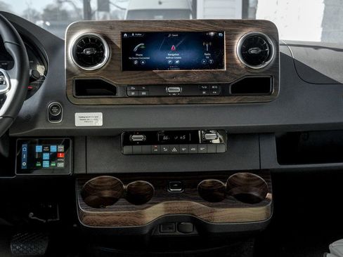 New 2024 Mercedes-Benz Sprinter 3500 image 30