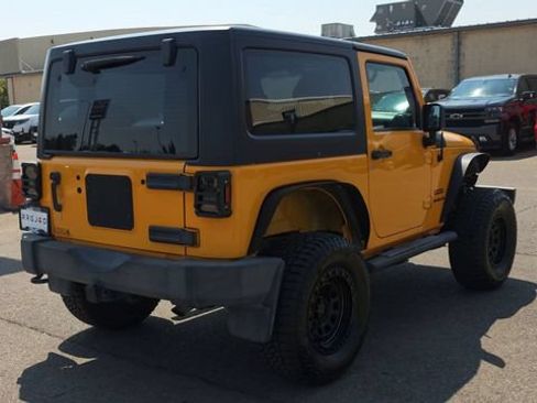 Used 2012 Jeep Wrangler Sport AWD/4WD image 9