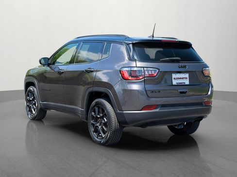 Used 2022 Jeep Compass Latitude w/ Convenience Group AWD/4WD image 5