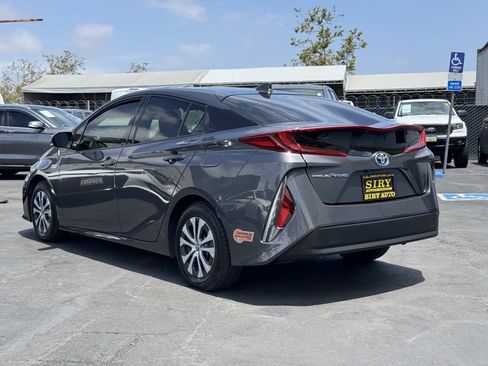 Used 2020 Toyota Prius Prime LE FWD image 12