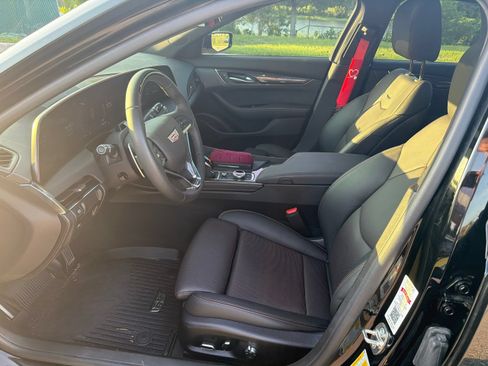 Used 2026 Cadillac CT5 V w/ Technology Package RWD image 18