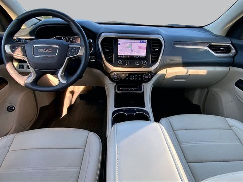 Used 2023 GMC Acadia Denali w/ Denali Ultimate Package AWD/4WD image 14