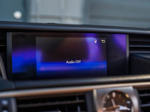 Used 2018 Lexus IS 300 AWD w/ Comfort Package image 19