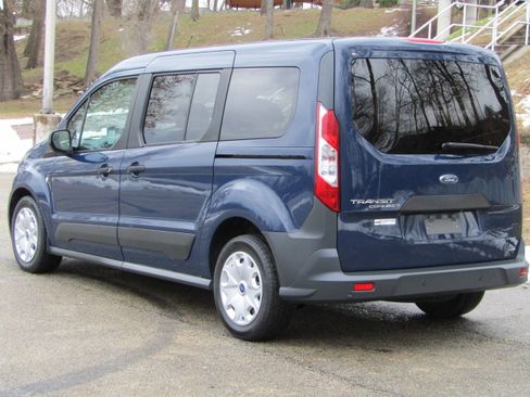 Used 2018 Ford Transit Connect XL image 2