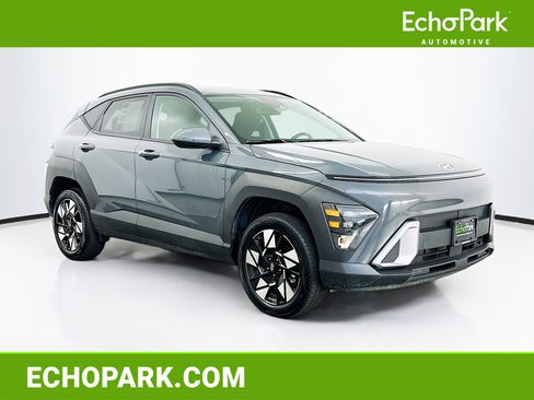 Used 2025 Hyundai Kona SEL image 1