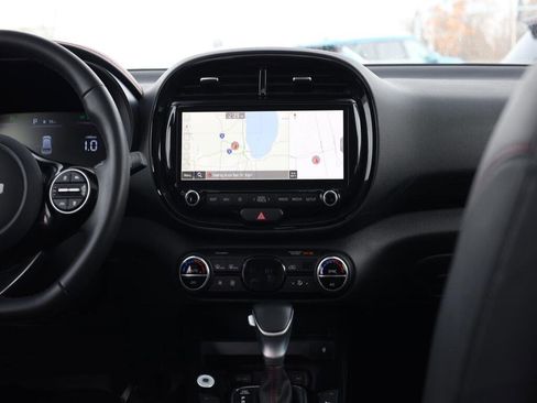 Used 2023 Kia Soul GT-Line w/ GT-Line Technology Package image 11