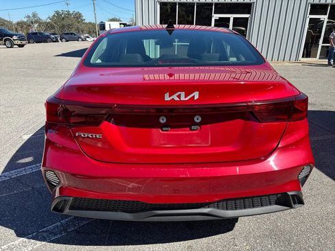 Used 2023 Kia Forte LXS FWD image 8