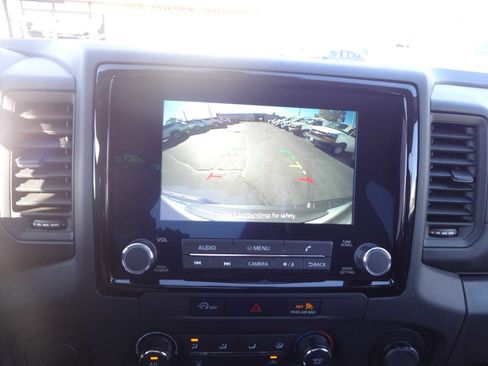 Used 2024 Nissan Frontier S w/ S Utility Package image 17