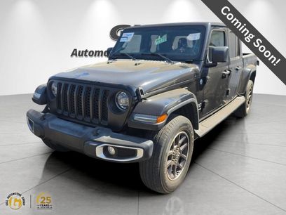 Used 2022 Jeep Gladiator Overland w/ Popular Equipment Package