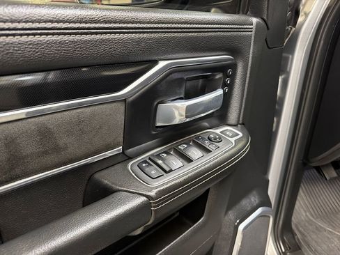 Used 2022 RAM 3500 Laramie AWD/4WD image 29