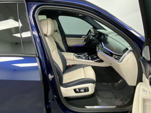 Used 2021 BMW ALPINA XB7 image 23