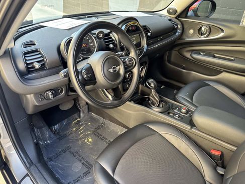 Used 2018 MINI Cooper Clubman ALL4 image 11