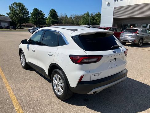 Used 2023 Ford Escape Active AWD/4WD image 8