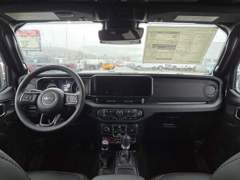 New 2026 Jeep Wrangler Unlimited Rubicon image 15