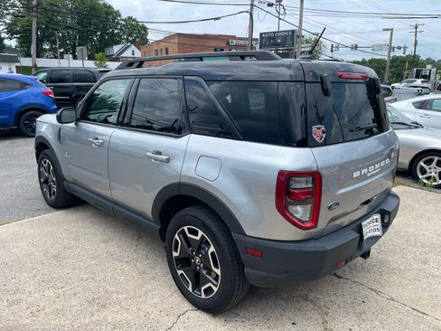 Used 2022 Ford Bronco Sport Outer Banks w/ Tech Package AWD/4WD image 9
