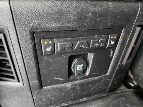 Used 2017 RAM 2500 Laramie w/ Sport Appearance Group image 22