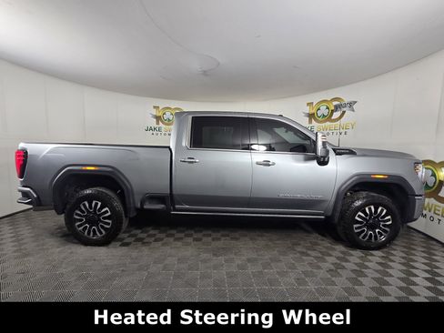 Used 2024 GMC Sierra 3500 Denali Ultimate image 11