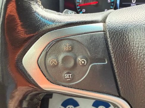 Used 2018 Chevrolet Silverado 1500 LT w/ All Star Edition AWD/4WD image 23