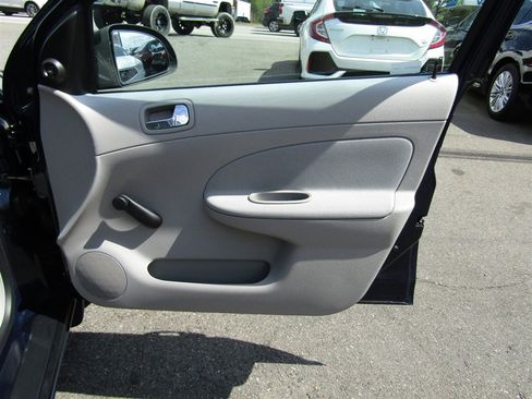 Used 2009 Chevrolet Cobalt LS image 17