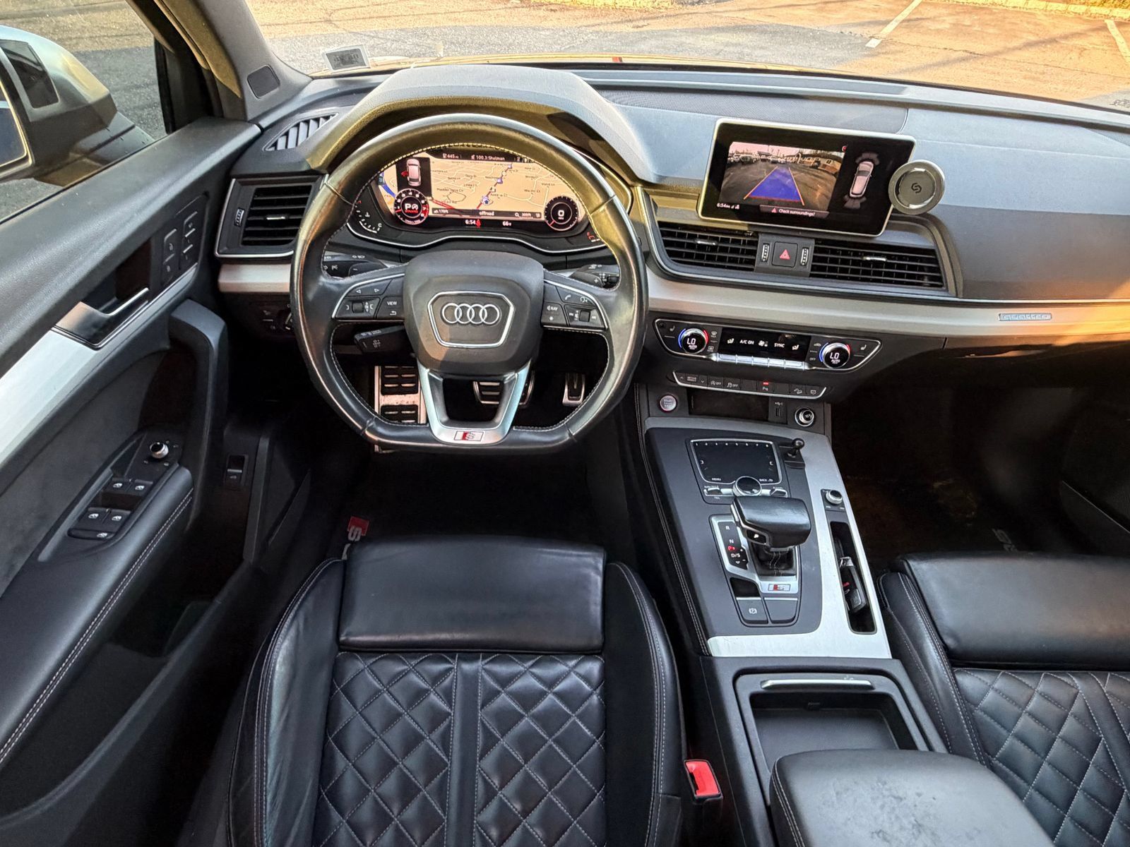 Used 2018 Audi SQ5 Premium Plus w/ Navigation Package AWD/4WD image 16