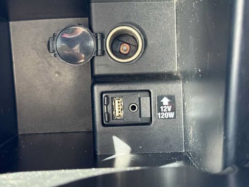 Used 2014 Toyota Camry FWD image 30