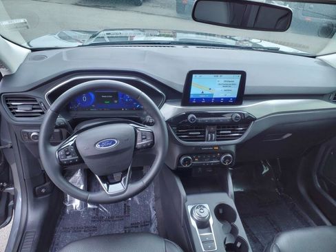 Used 2022 Ford Escape Titanium image 35