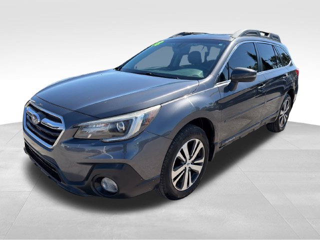 Used 2018 Subaru Outback 2.5i Limited AWD/4WD image 3