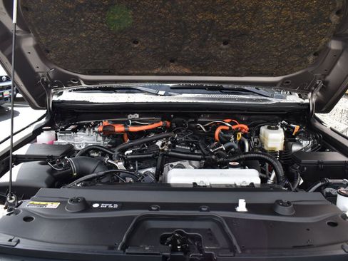 Used 2024 Toyota Land Cruiser 1958 image 27