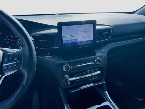 Used 2020 Ford Explorer Limited image 14