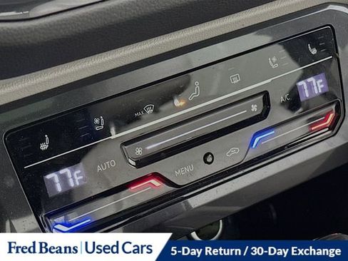 Used 2022 Volkswagen Tiguan SEL R-Line image 22